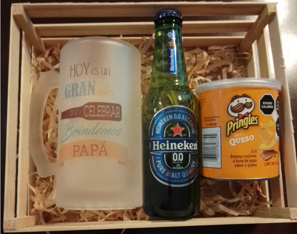 Huacal Dia del Padre tarro con cerveza y Botana